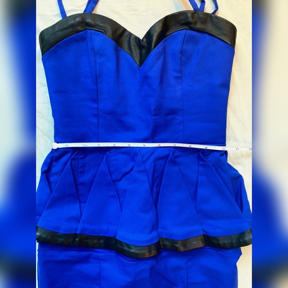 👠Lipsy Limited Chic prom/date dress!👠 - Picture 4 of 8